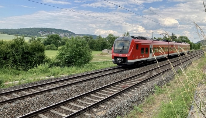 Land finanziert Frankenbahn komplett