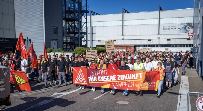 Schulterschluss fuer Audi Werk