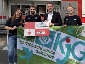 Sparkasse unterstuetzt Weltraumlager