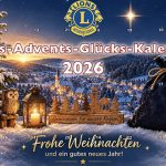 Mit Glück durch den Advent Lions-Advents-Glücks-Kalender 2026 mit winterlicher Dorflandschaft im Schnee.